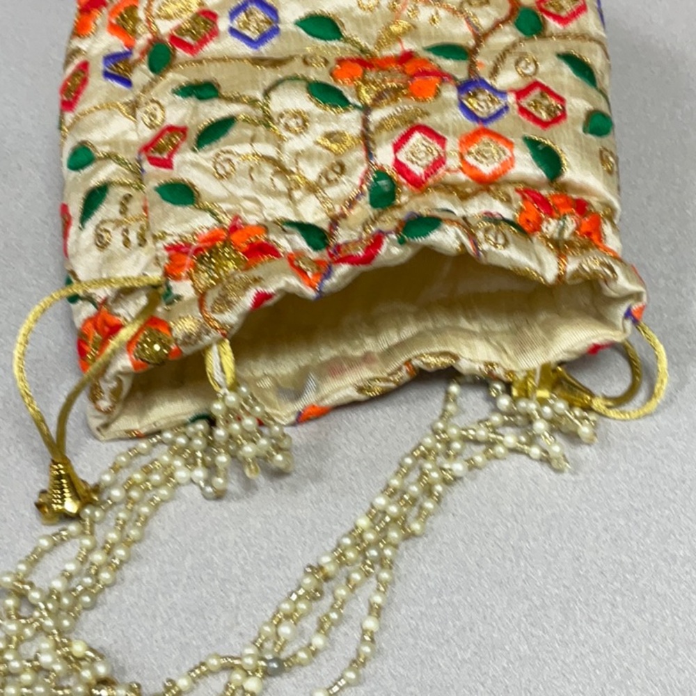 Embroidered Multicolor Drawstring Bag - image 3